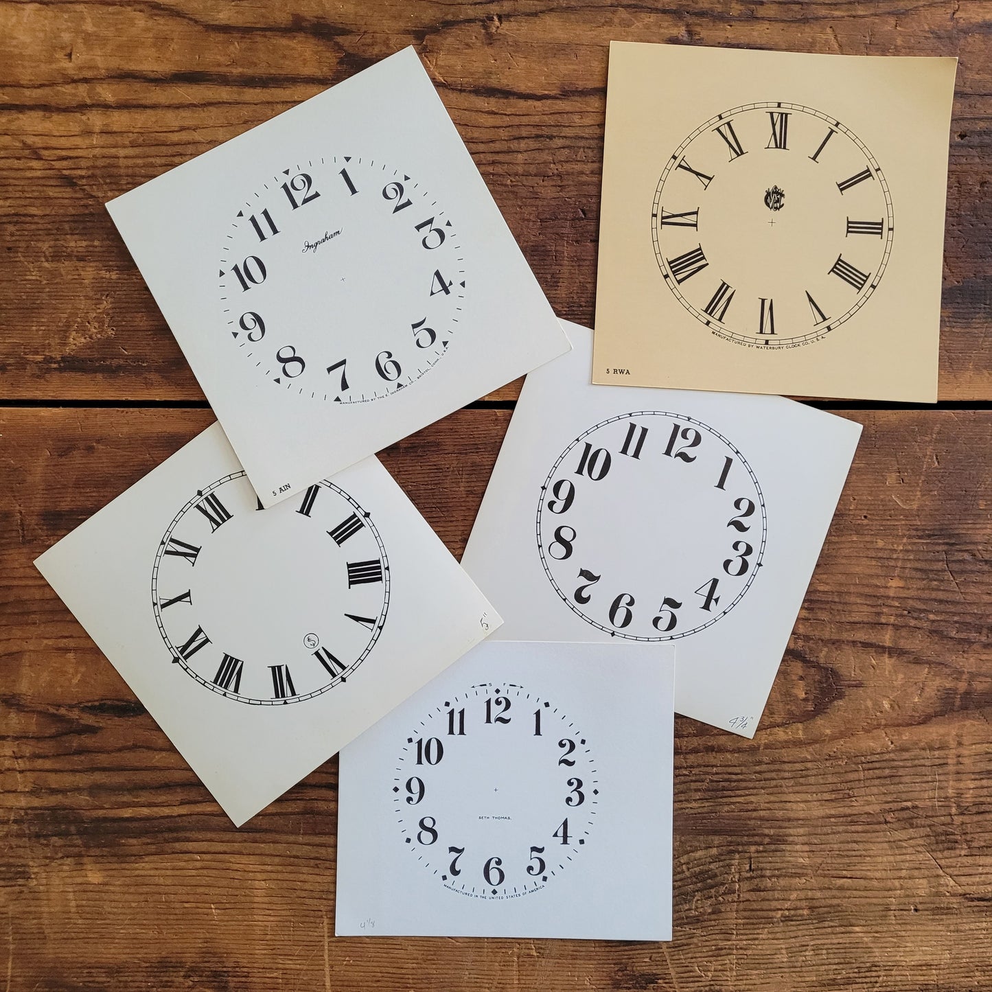 Vintage Paper Clock Faces (set D)