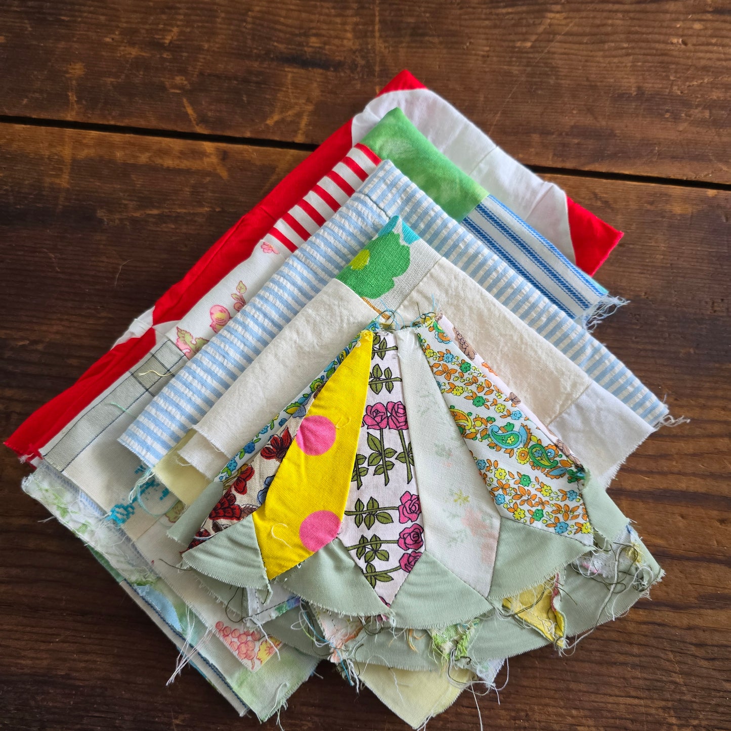 Vintage Quilt Square Bundle